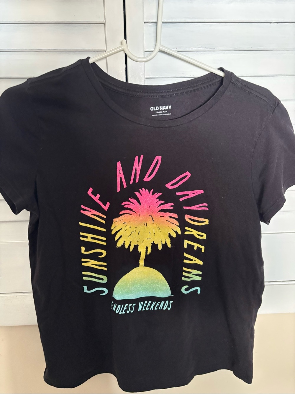 Youth girls Old Navy tee shirt size: 18+